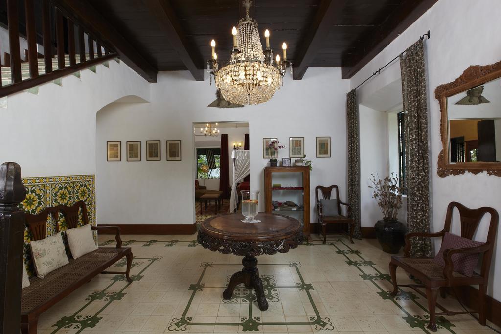 House बहुत बड़ा घर *
